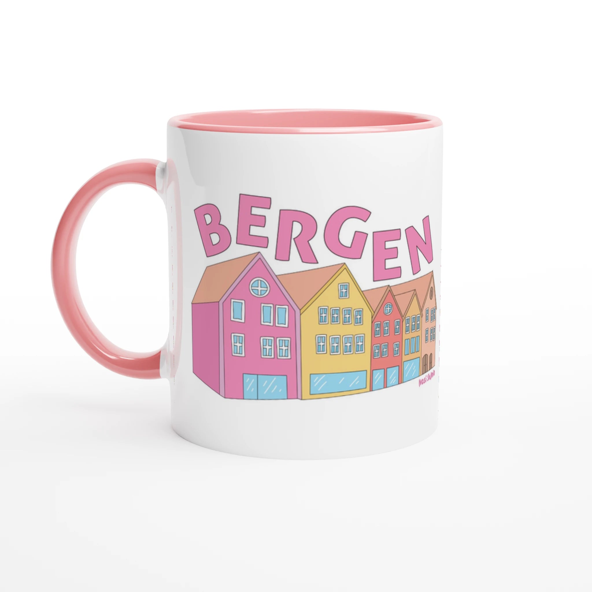 Keramikkrus med Bergen-motiv i pastellfarger, hvit kopp med rosa hank og innside